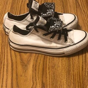 Converse Chuck Taylor all stars womens 6